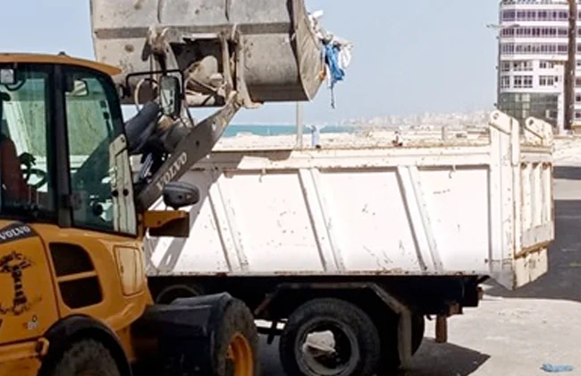 رفع 400 طن قمامة في كفرالزيات بالغربية