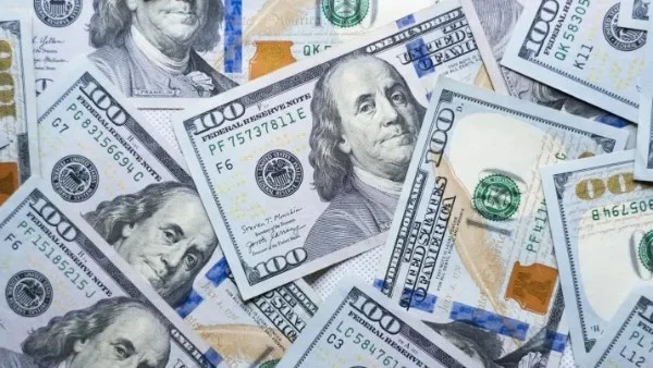 استقرار سعر الدولار قرب 53.5 جنيه في السوق المصري