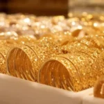 الذهب يستعيد بريقه ويقترب من عتبة 7000 جنيه
