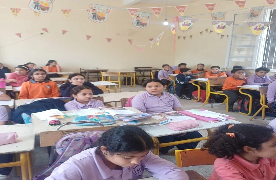 تشكيل غرفة عمليات لمتابعة امتحانات نهاية العام بالقاهرة