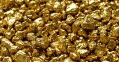 أسعار الذهب في قطر تشهد استقراراً محدوداً
