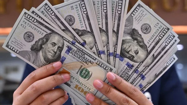 استقرار الدولار أمام الجنيه المصري عند 52.84 جنيه