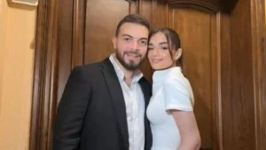 ملك أحمد زاهر تتألق بفستان أنيق
