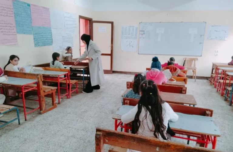 انتظام امتحانات النقل وأسوان تشهد إقبالاً كبيراً