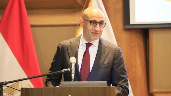منصة امتحانات أبناؤنا في الخارج تعمل بكفاءة حتى 12 مساءً
