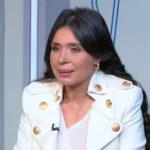 دينا تتحدث عن الزواج والحياة من دون رجل