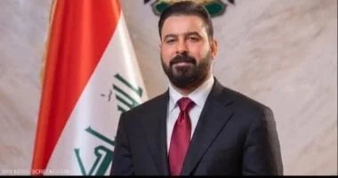 الزيدي يتسلم مهامه كأول رئيس للحكومة العراقية