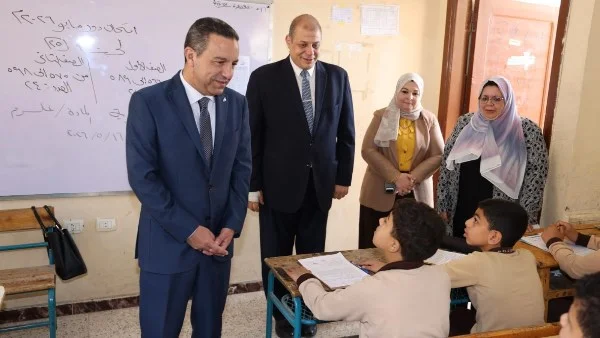 تفقد محافظ المنوفية لجان امتحانات النقل في شبين الكوم