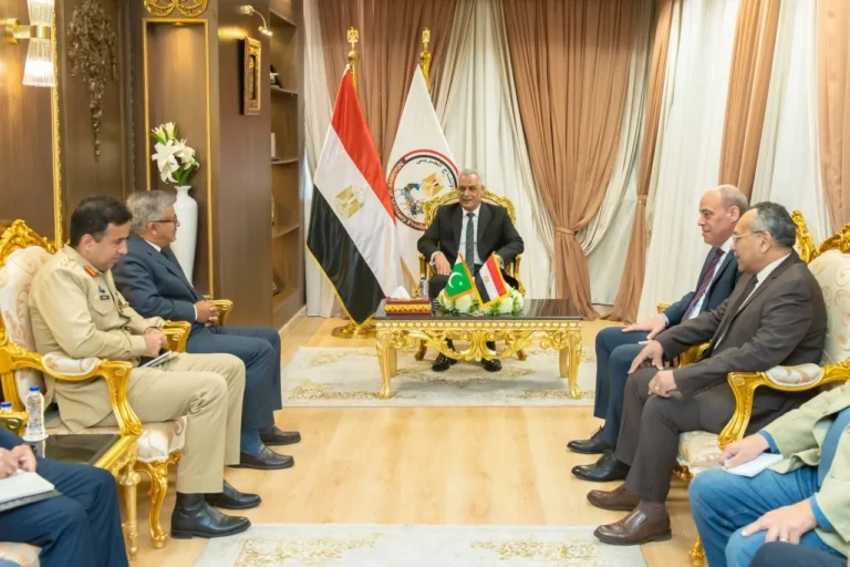 تعزيز التعاون بين مصر وباكستان في مجالات الإنتاج الحربي