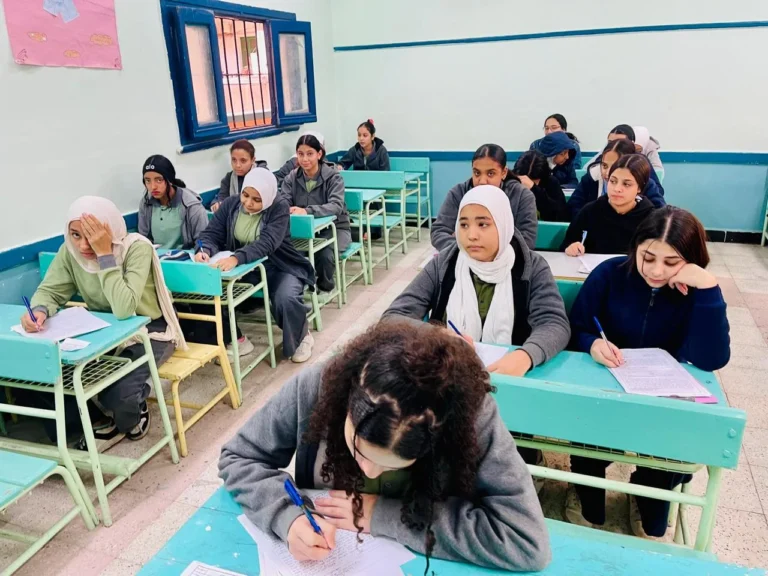 جاهزية مدارس مطروح لامتحانات الفصل الثاني