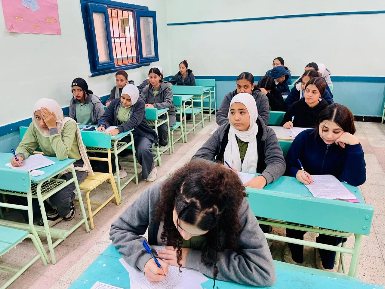 جاهزية مدارس مطروح لامتحانات الفصل الثاني