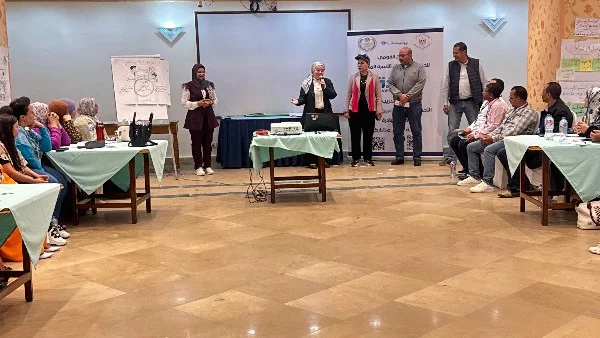 معسكرات تدريبية لتأهيل الأخصائيين الاجتماعيين بالمدارس