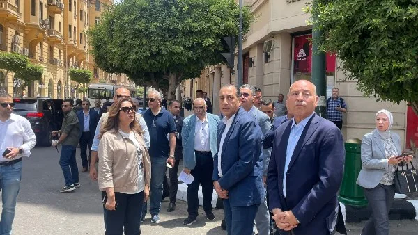 تفقد رئيس الوزراء شارع الفن بوسط القاهرة