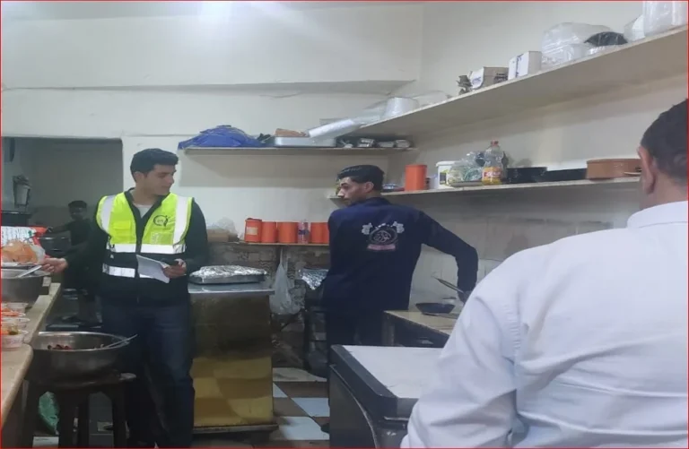 إعدام 305 كيلوات من الأغذية الفاسدة بالشرقية