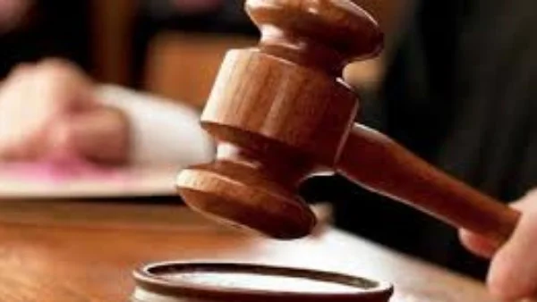 إحالة عامل للمحاكمة بتهمة سرقة شقة إسباني في السلام