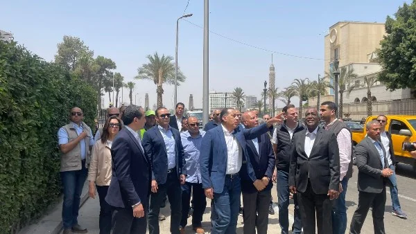 تفقد مشروع رفع كفاءة واجهات قصر التحرير