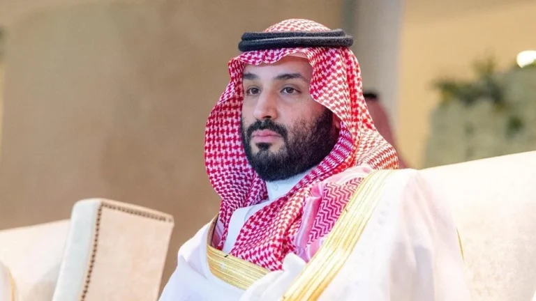 ولي العهد السعودي ينعى والد رئيس الوزراء المصري