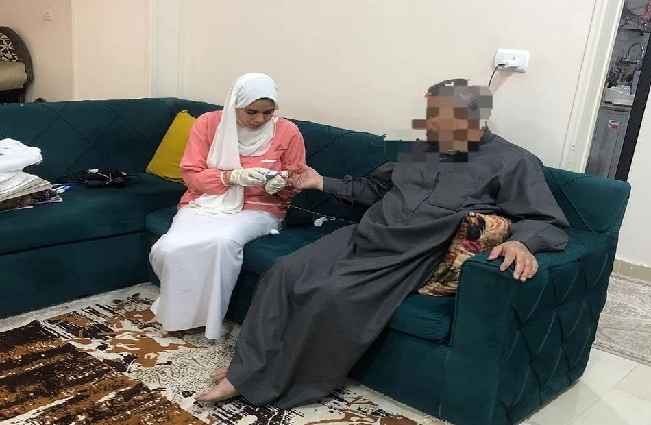 زيارات منزلية لكبار السن وذوي الهمم بالشرقية