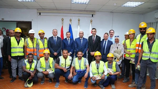 وزير العمل يكرم عمال أسوان ويعلن عن برامج تدريبية جديدة