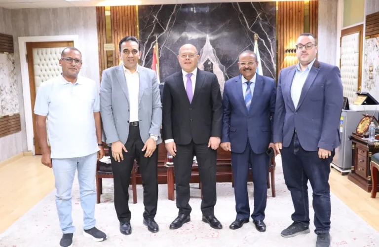 مشروع المعامل المركزية في جامعة سوهاج الأهلية