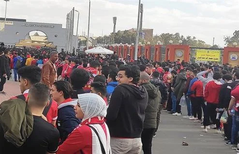 موعد فتح بوابات إستاد القاهرة في القمة 132