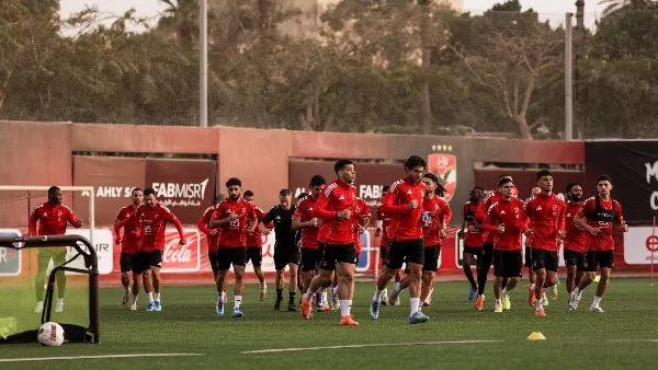 تعليق أسامة عبد الكريم على قمة الأهلي والزمالك
