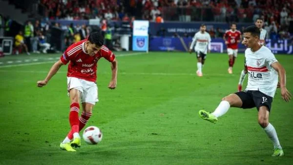 قمة الأهلي والزمالك تعيد رسم المنافسة في الدوري المصري