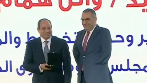 تكريم وائل همام في عيد العمال يعكس دعم الدولة لذوي الإعاقة