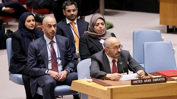 الإمارات تدعو لإعادة فتح مضيق هرمز دون شروط