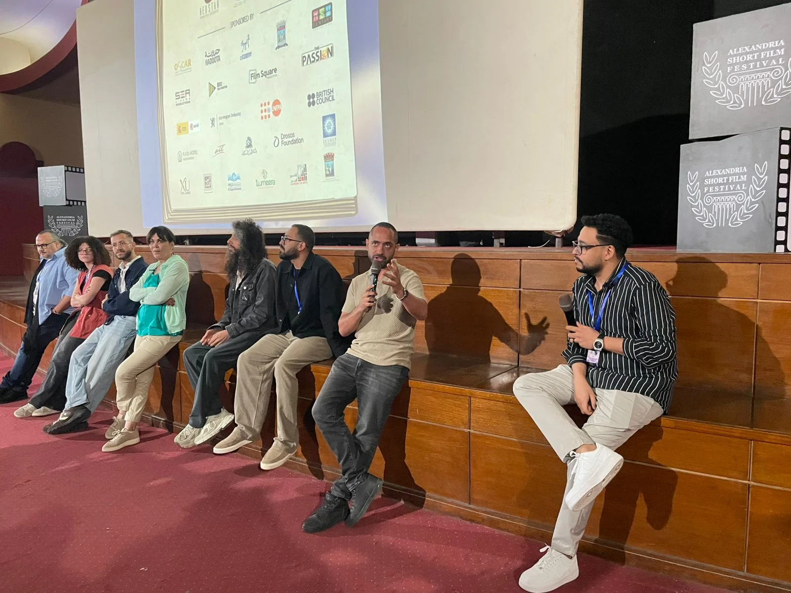 إقبال جماهيري على عروض الأفلام المصرية بالإسكندرية