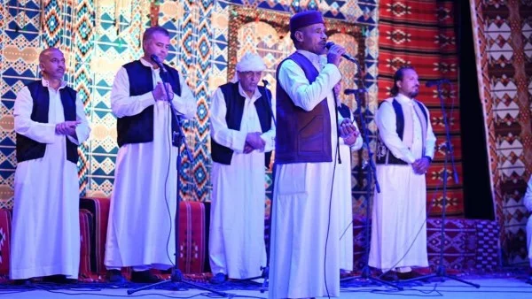اختتام ملتقى فنون البادية في العريش بعروض فلكلورية مبهرة