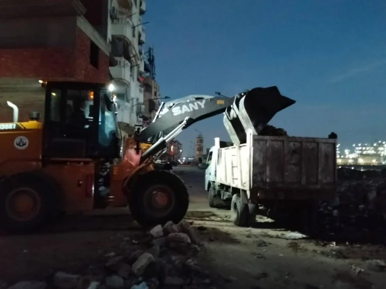 حملات نظافة مكثفة في الإسكندرية ترفع 1242 طن مخلفات
