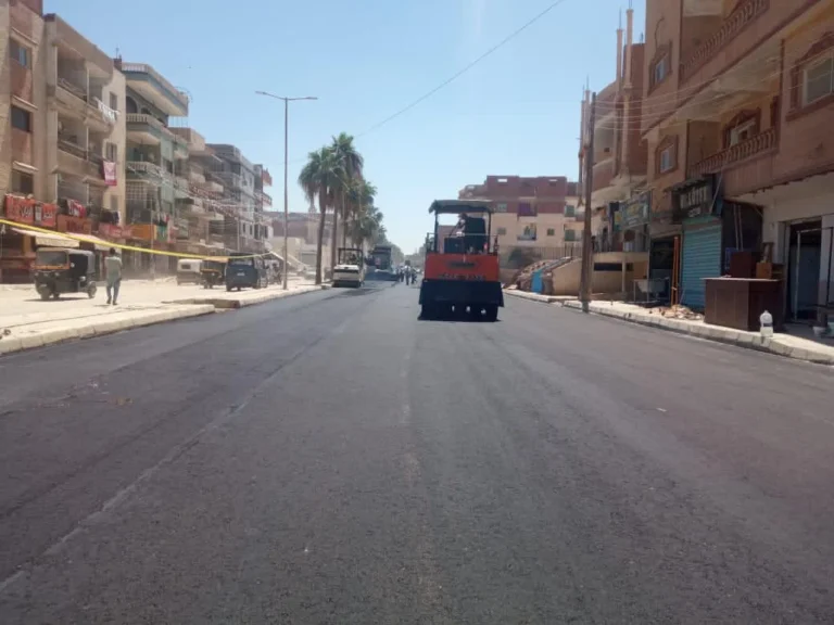 تطوير الطريق المزدوج في مدينة فايد بالإسماعيلية