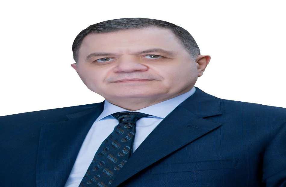 تهنئة وزير الداخلية بمناسبة العام الهجري الجديد