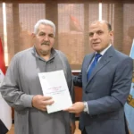 محافظ الغربية يسلم 22 عقد تقنين لأراضي أملاك الدولة