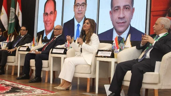 الملتقى العربي للعدالة الإدارية والنزاهة بالقاهرة