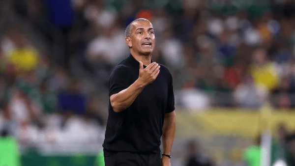 إقالة المدير الفني للمنتخب التونسي