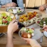 عادات بعد الطعام تؤثر سلبًا على الهضم