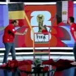 محمد ثروت يتهكم على حفل افتتاح كأس العالم