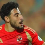موقف أكرم توفيق من العودة للأهلي يكشفه أحمد حسن