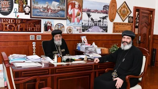 البابا تواضروس يستقبل الأنبا توماس لدراسة ملفات دير البهنسا