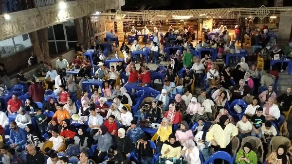 إقبال جماهيري في كفر الشيخ لمتابعة مباراة مصر وبلجيكا