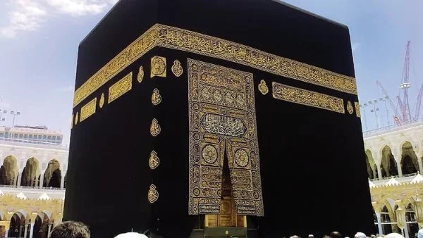 كيفية صناعة كسوة الكعبة المشرفة
