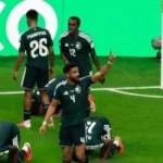 السعودية تتفوق على أوروجواي بهدف في الشوط الأول
