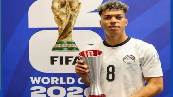 عمرو سلامة يشيد بإمام عاشور بعد تعادل مصر مع بلجيكا