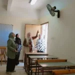 فحص مراوح لجان امتحانات الثانوية العامة لضمان التهوية