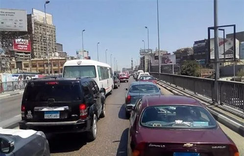 ازدحام مروري في شوارع القاهرة والجيزة صباحاً