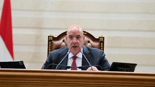 سجال في مجلس النواب حول منح الكلمة ومطالب بالتغيير