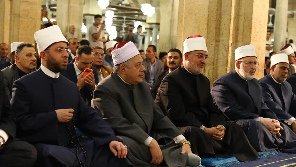 تهنئة مفتي الجمهورية بمناسبة العام الهجري الجديد