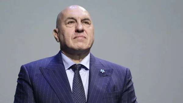 إيران تثبت استمرار قوتها العسكرية والوزير الإيطالي يتحدث